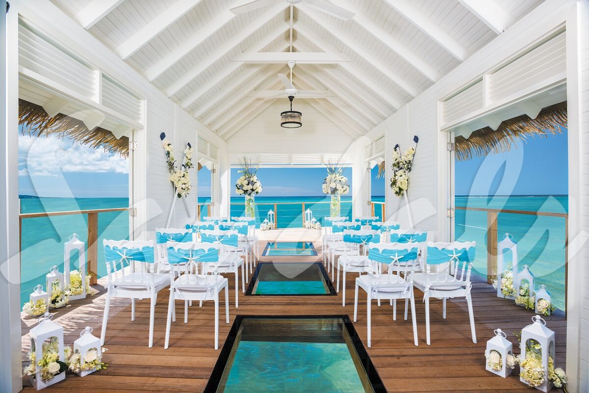 Sandals and Beaches Complimentary Wedding Package 