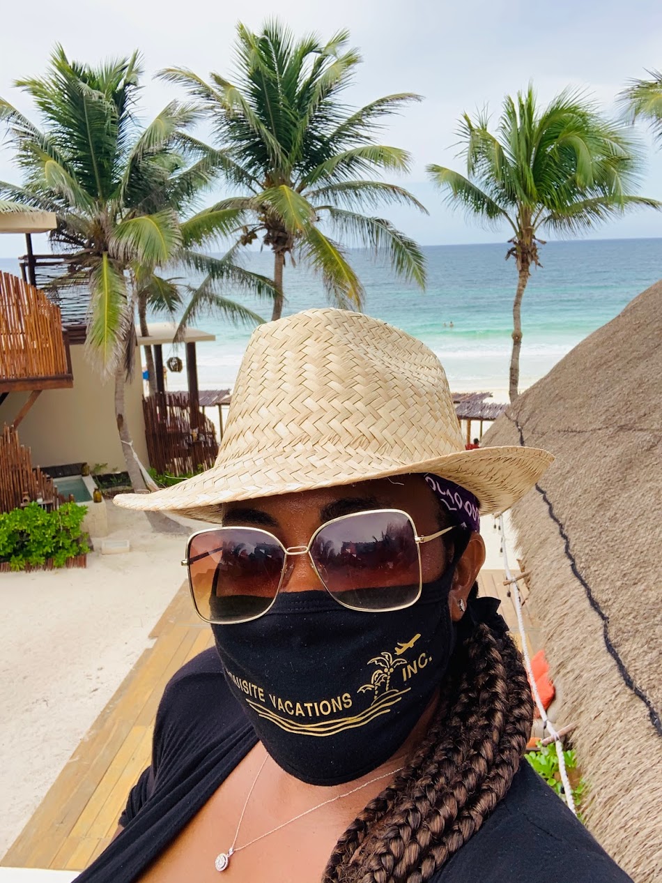 Mask on Vacation